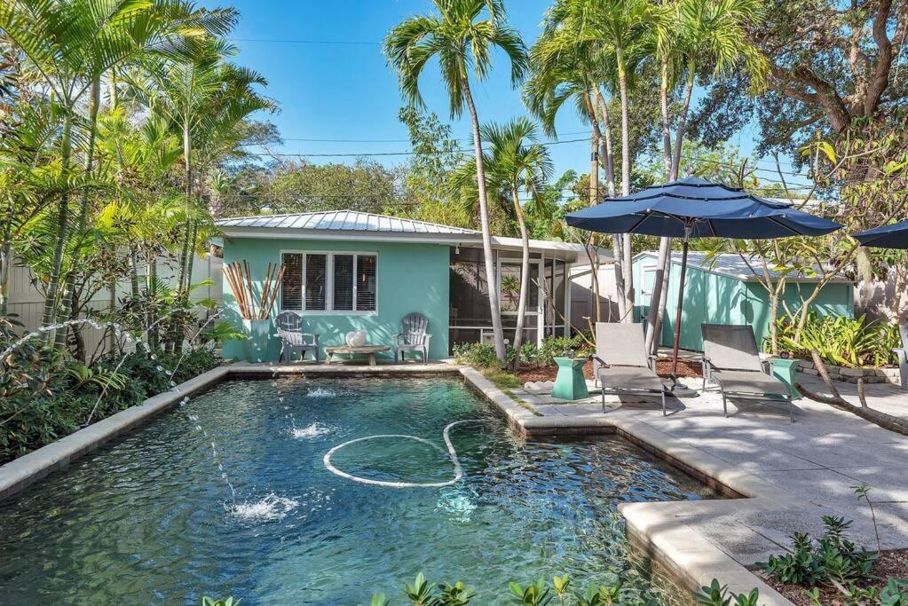 Charming Studio W Pool One Mile To Beach Pets Welcome ليك وورث المظهر الخارجي الصورة